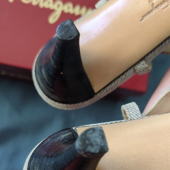 Salvatore Ferragamo Tan Black Heels - Picture 6 of 10